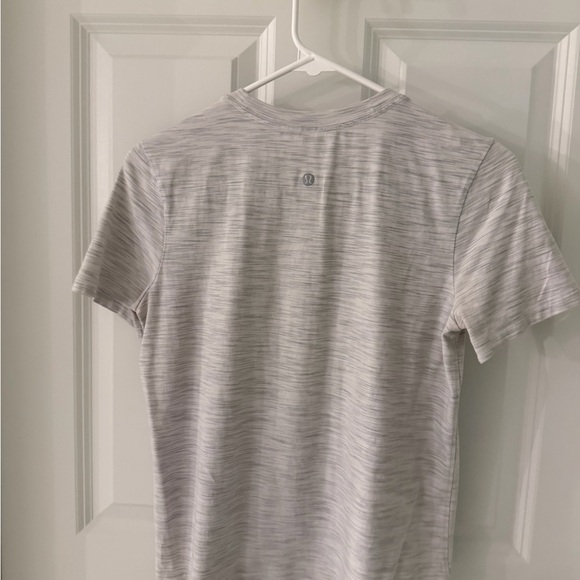 lululemon athletica Gray Short Sleeve Tee - Picture 2 of 2